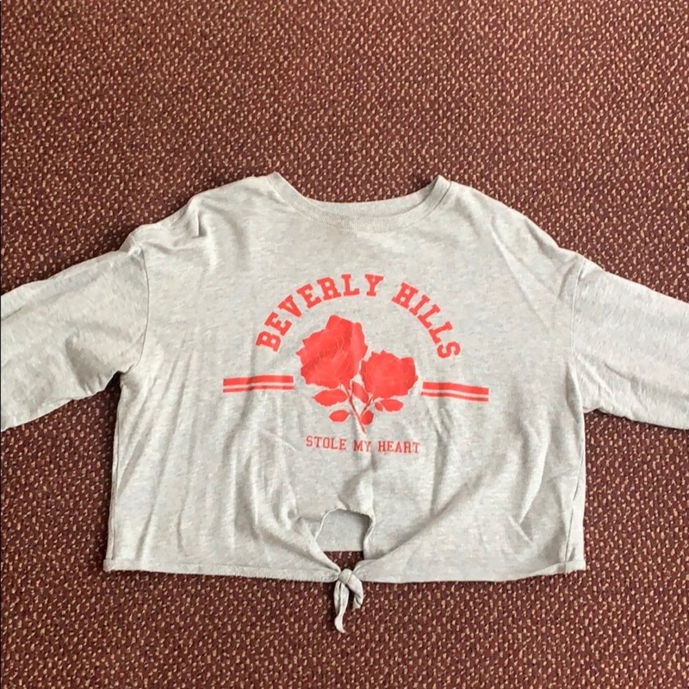 Long sleeve cropped sweatshirt
